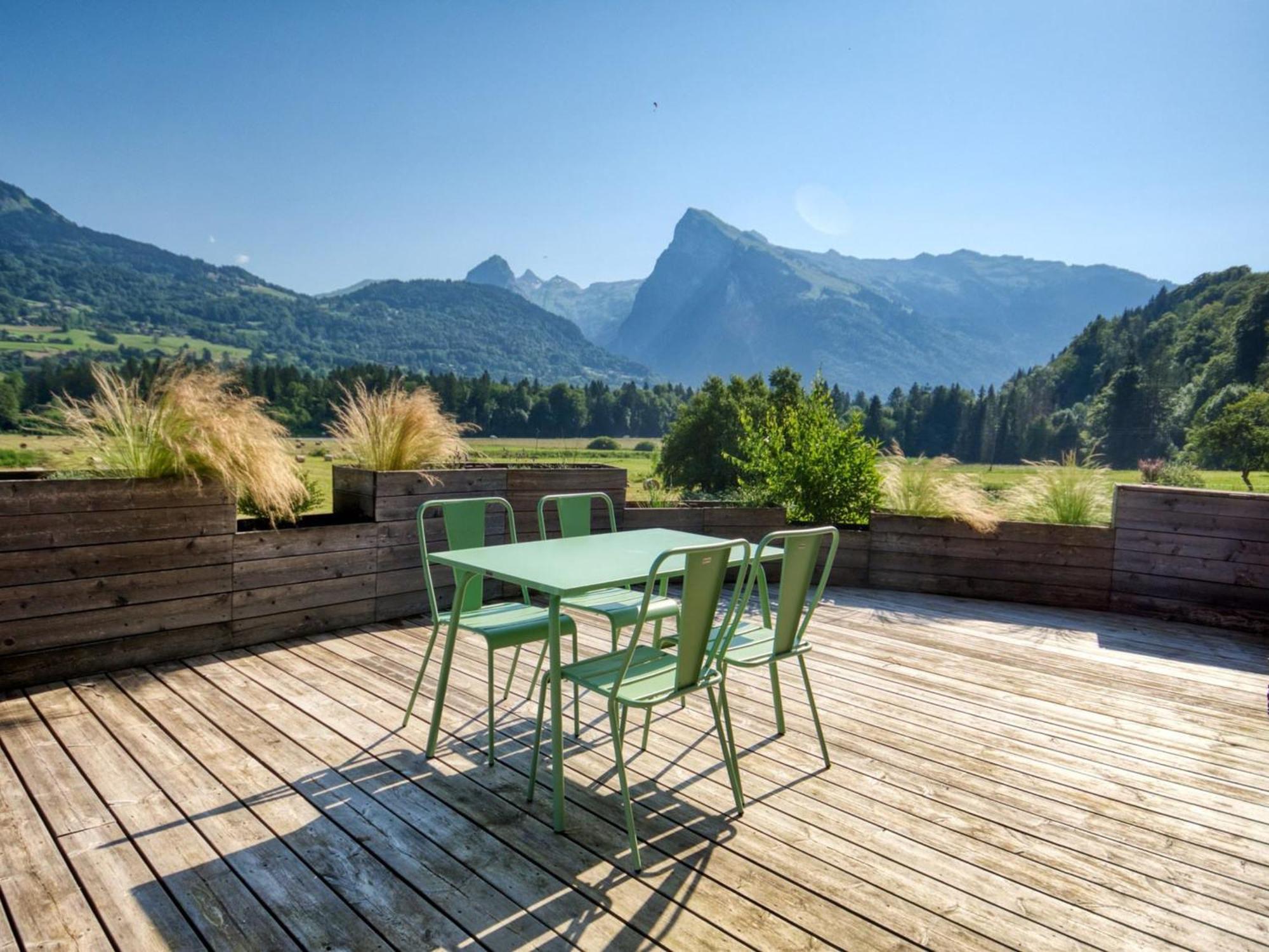 Duplex 2 Chambres Avec Grande Terrasse, Animaux Acceptes, A Samoens - Fr-1-642-77 Exterior photo
