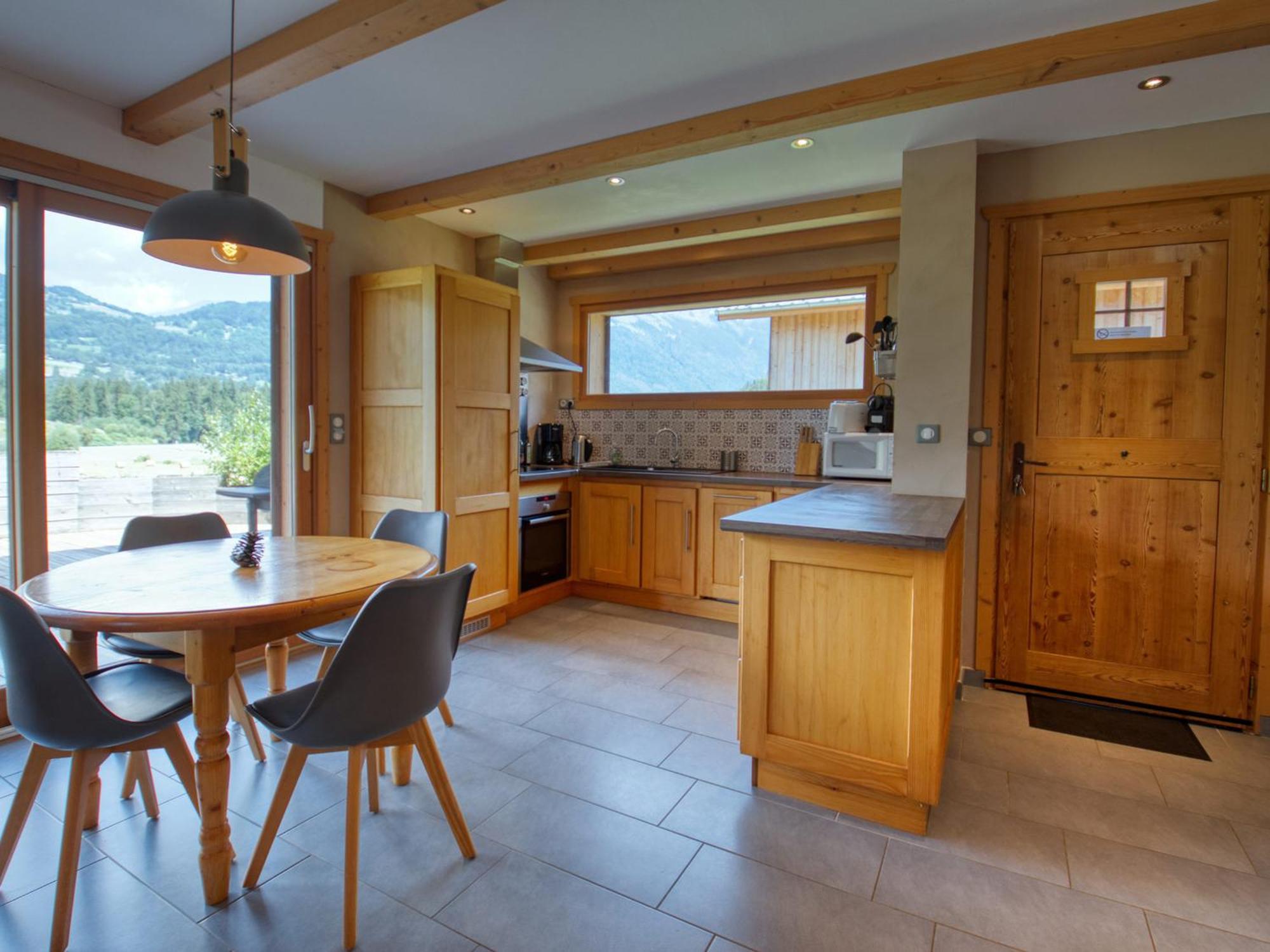Duplex 2 Chambres Avec Grande Terrasse, Animaux Acceptes, A Samoens - Fr-1-642-77 Exterior photo